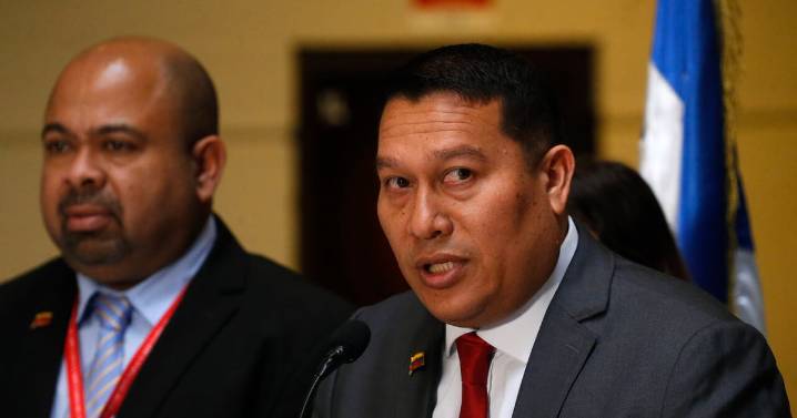 Carabineros descarta intento de atentado contra líder del Comando con Venezuela en Chile y sostiene que fue un robo