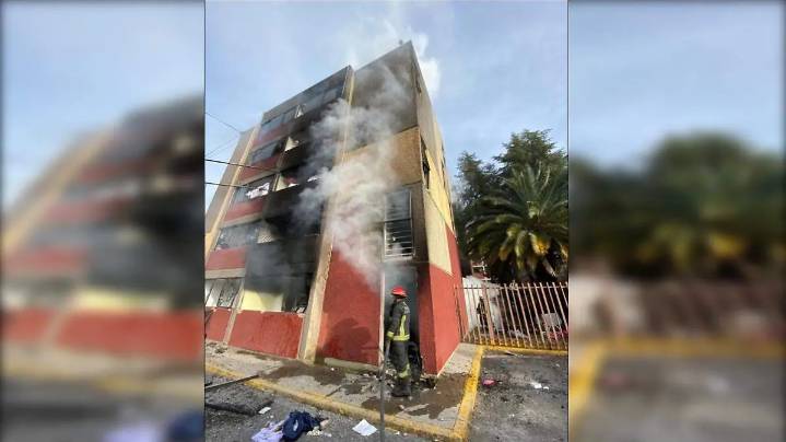Explosión por acumulación de gas en departamento de Tlalnepantla deja tres lesionados