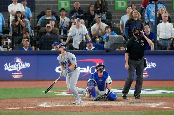 Baseball-Dodgers rally late to repeat as World Series champions