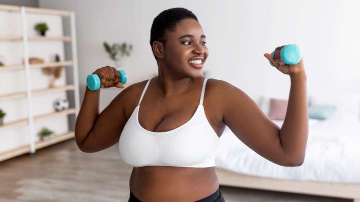 All you need is 10 minutes and a pair of light dumbbells to strengthen and mobilize your upper body