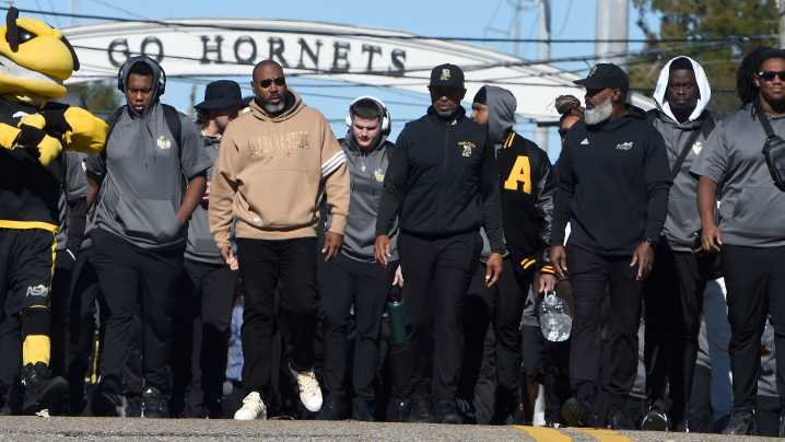 Sights and sounds form 101st Turkey Day Classic at Alabama State