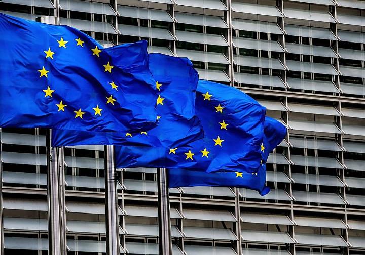 Bruselas ve a España «en riesgo» de incumplir las reglas fiscales acordadas