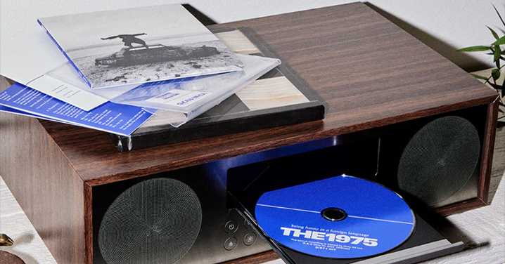 The 1975 removed Human Too from Spotify, Apple Music, and made physical media like CDs and vinyls all the more valuable