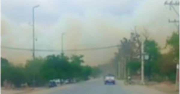 Feroz incendio en el Ingenio San Isidro: hay cortes de rutas