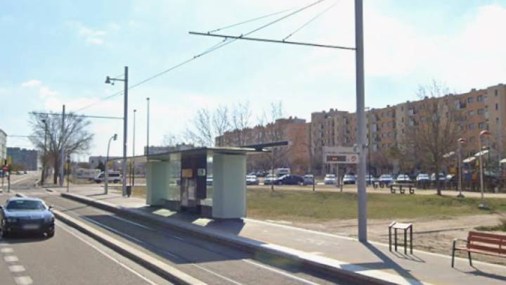 Interrumpido el servicio del Tranvía al romper la catenaria un camión de la basura