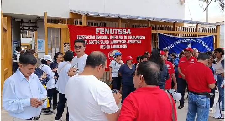 Trabajadores de salud en Lambayeque acatarán huelga de 72 horas
