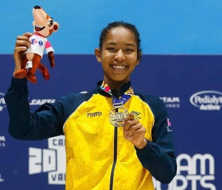 Segunda victoria de la pugilista Camila Camilo frente a la número 1 del mundo