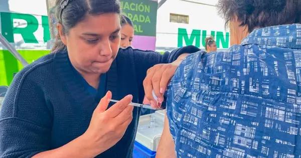 En marcha, jornadas de vacunación en plazas de Soledad y capital