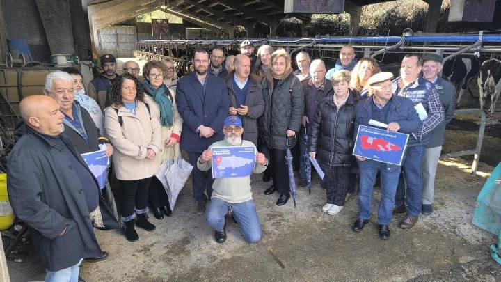 "Han abandonado a su suerte a los ganaderos del Noroccidente", clama el PP desde Tapia sobre la gestión del lobo
