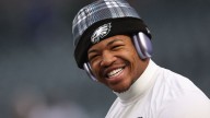 Eagles notebook: Don’t give a bleep about weather, happy trails to a champ, more