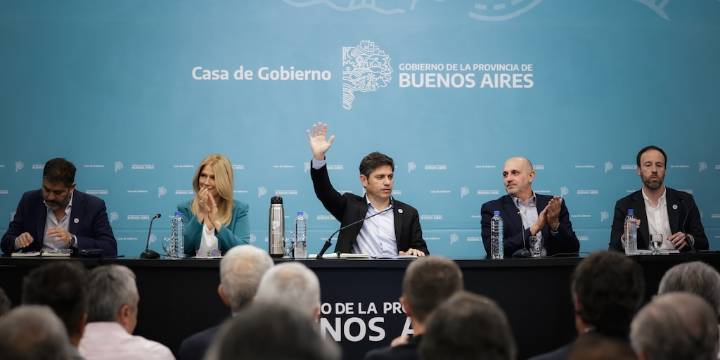 Kicillof obtuvo el respaldo de los gremios para el Presupuesto y advirtió que lo necesita para pagar aguinaldos