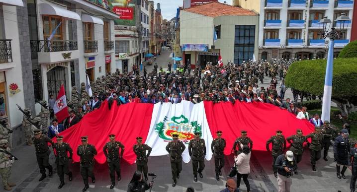 Puno celebra diversas actividades por su 357 aniversario de fundación
