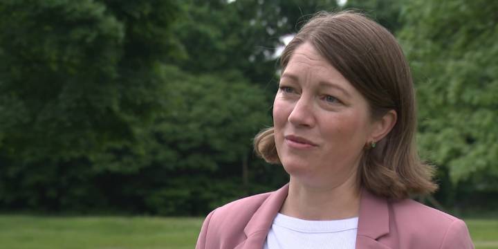 Former Lt. Gov. Molly Gray announces run for old job