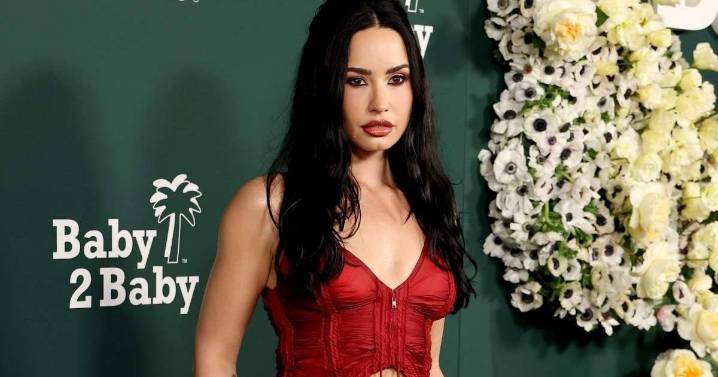 Demi Lovato Looks 'Absolutely Stunning' in Red Dress