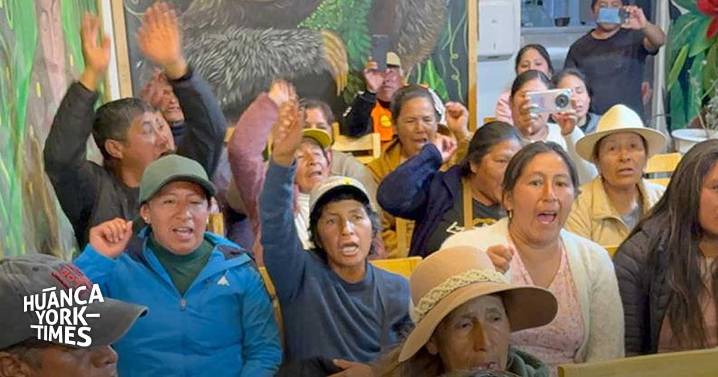 Comunidades de Jauja se van a paro indefinifo pidiendo la continuidad de la carretera JU