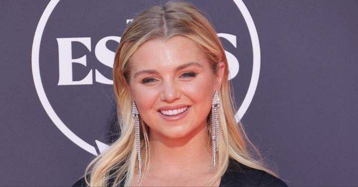 What Is Pickleball Player Anna Leigh Waters's Net Worth?