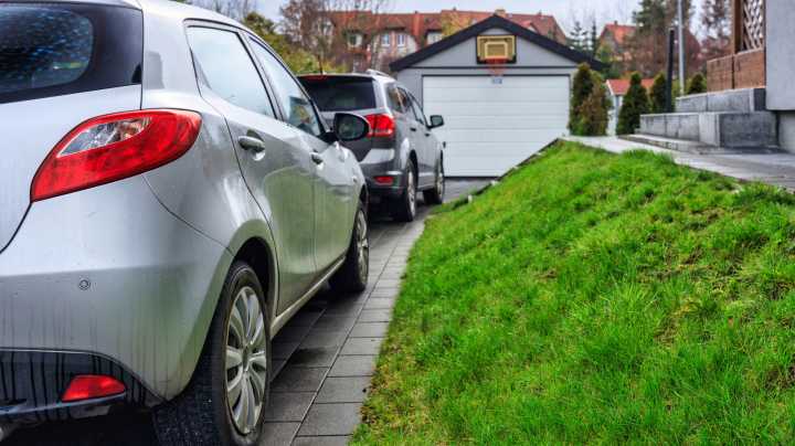 What To Do If Your Neighbor Keeps Parking In Your Driveway