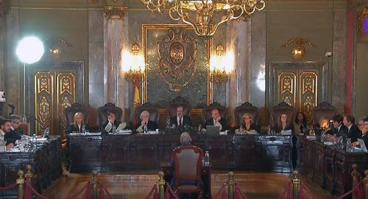 Dos periodistas confirman que conocían el pacto del novio de Ayuso antes que el fiscal general