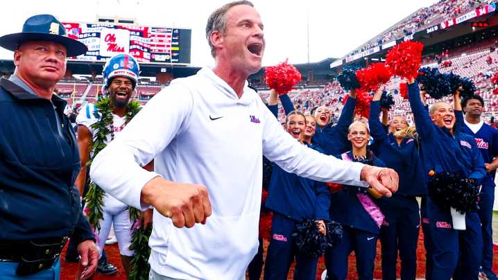 Swampcast talks Florida football vs No. 7 Ole Miss, Lane Kiffin speculation