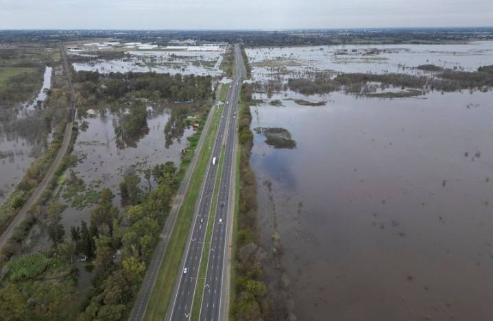 Wet Argentine farmland offsets drier La Nina outlook