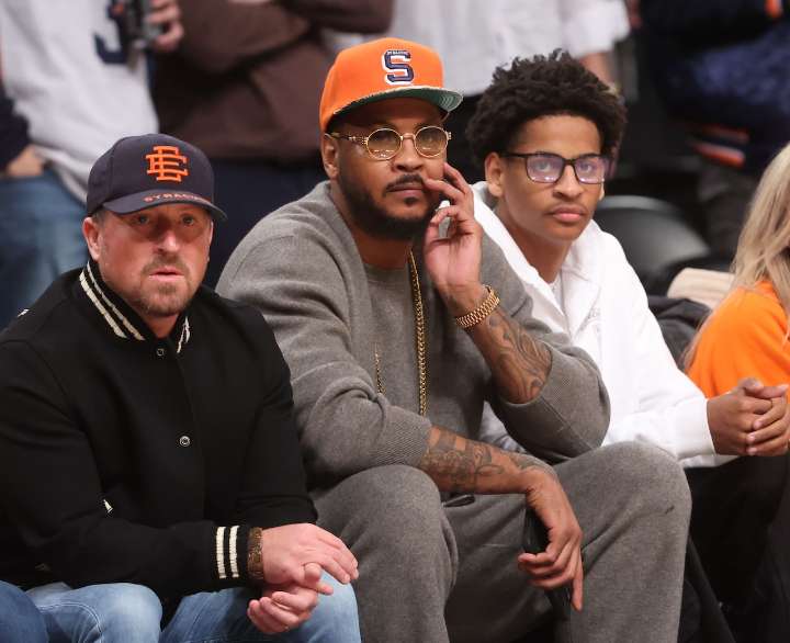 Carmelo Anthony reacts to Kiyan's Syracuse debut: 'Proud of you champ'