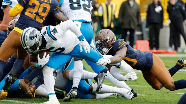 Panthers expected to lean heavily on RB Rico Dowdle in division matchup vs. Saints