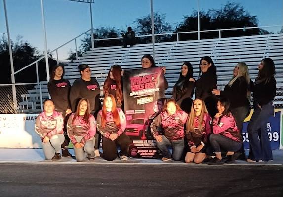 Arrancones, exhibición y música en vivo en el Legado Girl’s Truck’s Fest.