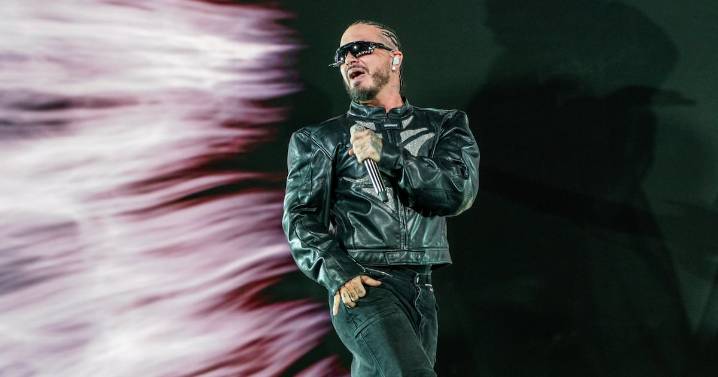 J Balvin anuncia gira en México tras paso por el Coca Cola Flow Fest