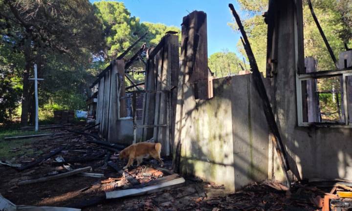 Párroco de Pehuen Co: "El dolor es muy grande, pero la solidaridad llega desde todos lados"