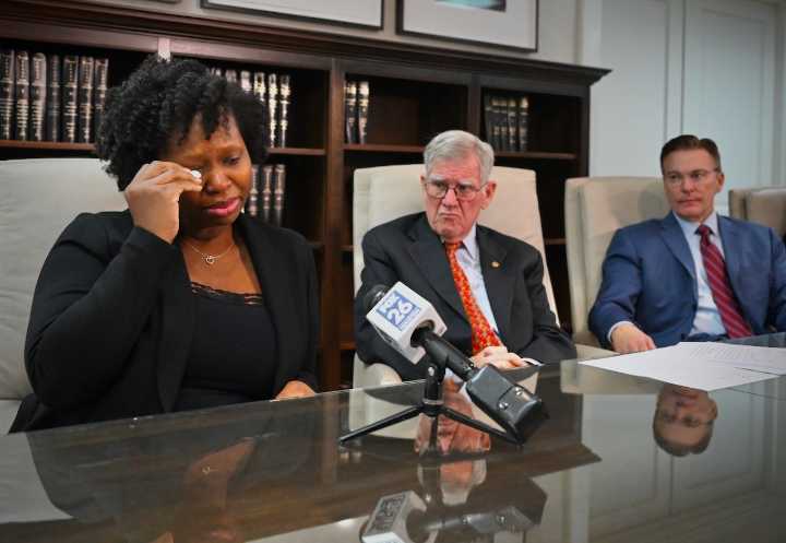 A man walked into a Spring dental office for surgery and never walked out. Now his family is suing