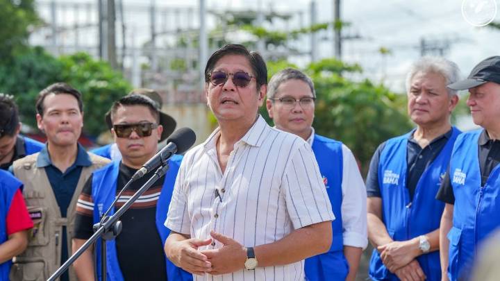 Philippine president says 7 suspects in corruption scandal have been detained, others being sought