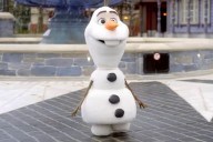 Disney Unveils an Adorable, Free-Roaming Olaf Animatronic to Theme Parks