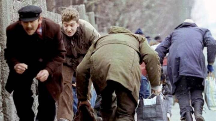 Millonarios pagaban para cazar ciudadanos en la guerra de Bosnia; organizaban 'safaris humanos'