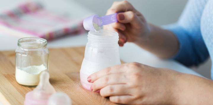 Alerta sanitaria en EE.UU.: retiran una popular fórmula infantil en todo el país por casos de botulismo