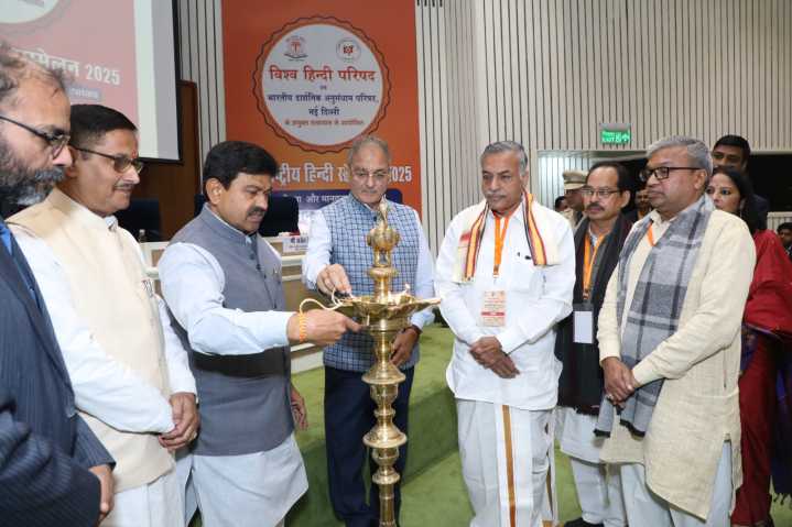 Promoting Hindi vital for national unity: LG Ladakh