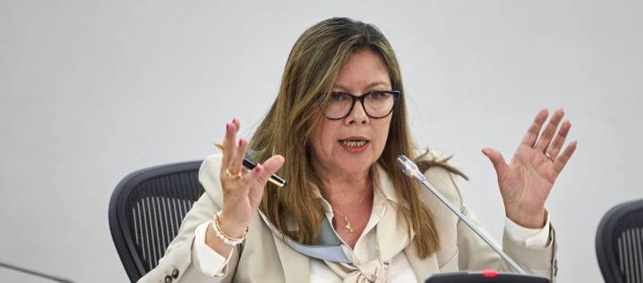 Fiscal de Medellín “omitió” compulsar información del nexo de disidencias con general y funcionario del DNI