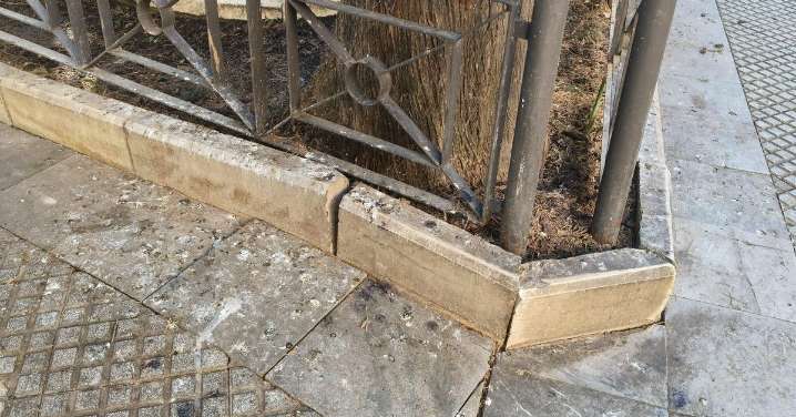 Óscar Torres: “Aparte de luces de Navidad, el centro de Cádiz necesita limpieza, mantenimiento y atención por parte del alcalde”