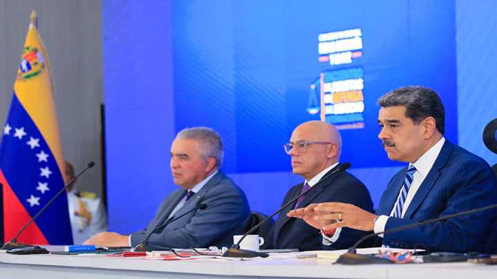 "Conocimiento y conciencia es lo que nos va a hacer verdaderamente libres para siempre", así lo dijo el presidente Nicolás Maduro