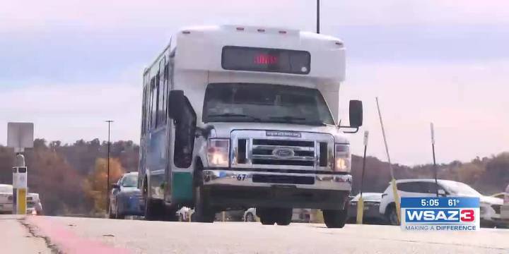 Public transit authorities offer free bus fares during government shutdown