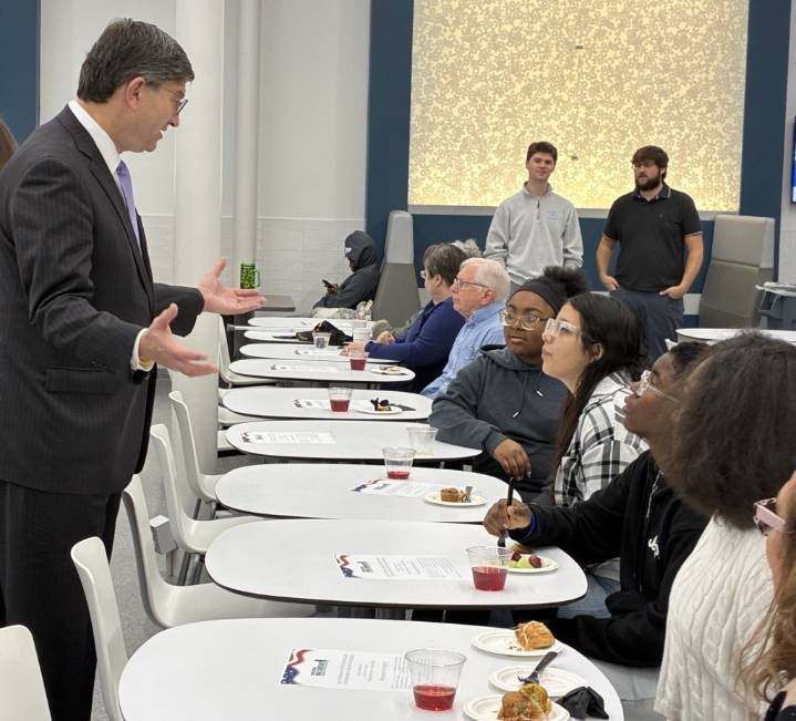 Vietnam-era veterans honored at rescheduled event