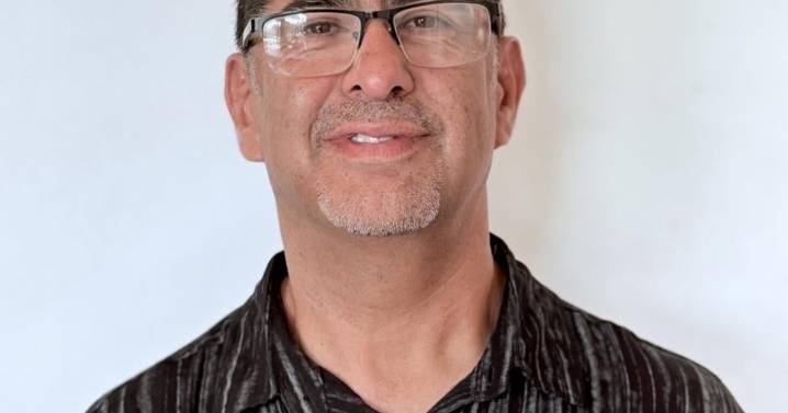 Blea takes lead in Santa Fe school board race; Pugh, DeGuilio ahead at SFCC