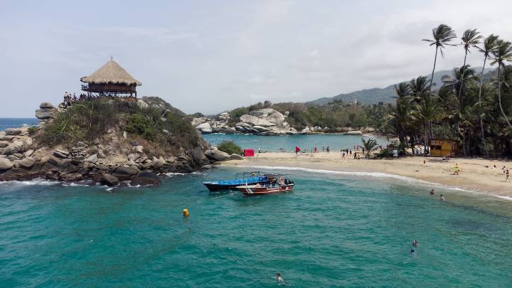 Tres planes para disfrutar en el Parque Tayrona, un paraíso que enamora con su belleza natural y valor cultural