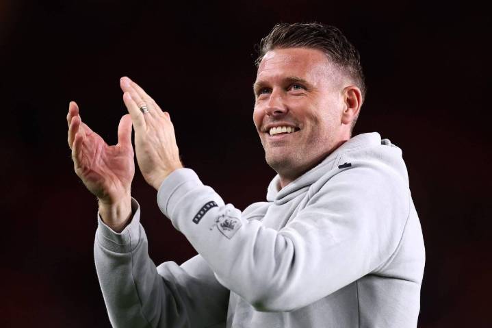 Middlesbrough knock back Wolves' Rob Edwards approach