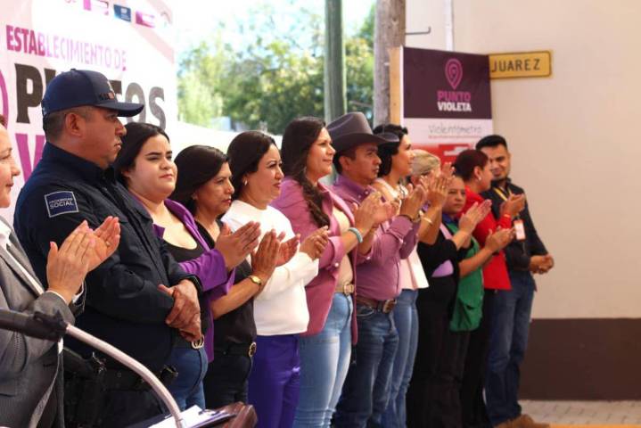 Candela se pinta de violeta: inauguran espacio de apoyo para mujeres