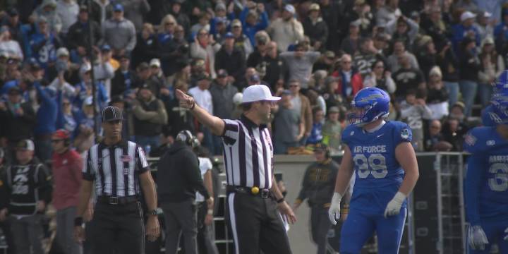 Air Force Football Falls to Army for third straight year 20