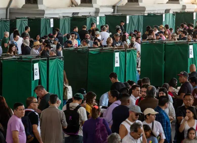 Chile tendrá que ir a segunda vuelta en diciembre para elegir al reemplazo de Boric