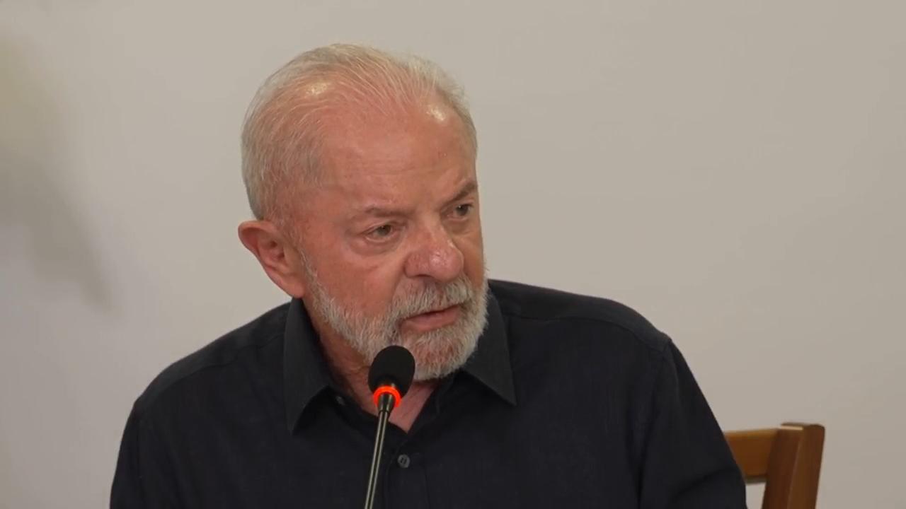 Brazil's Lula to call Trump if tariff talks stall, pushes against conflict in Venezuela