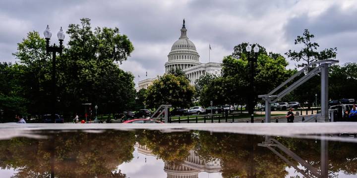 Federal judges block Texas from using its new US House map in the 2026 midterms