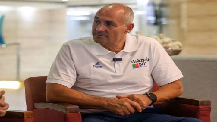 Francisco "Curro" Segura viene con la intención de devolver al país el mejor nivel en el baloncesto