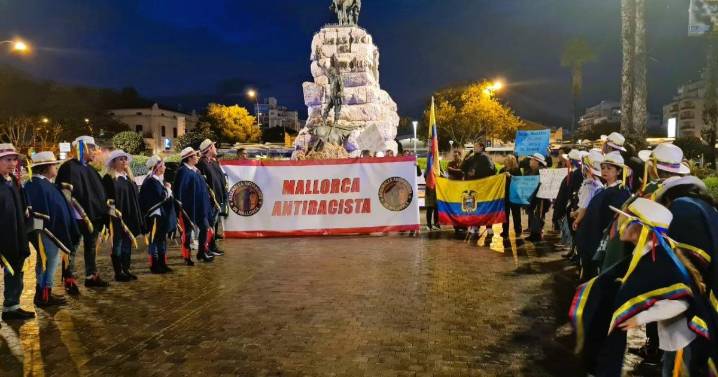 Los ecuatorianos de Mallorca se movilizan contra la violencia y el racismo en su país